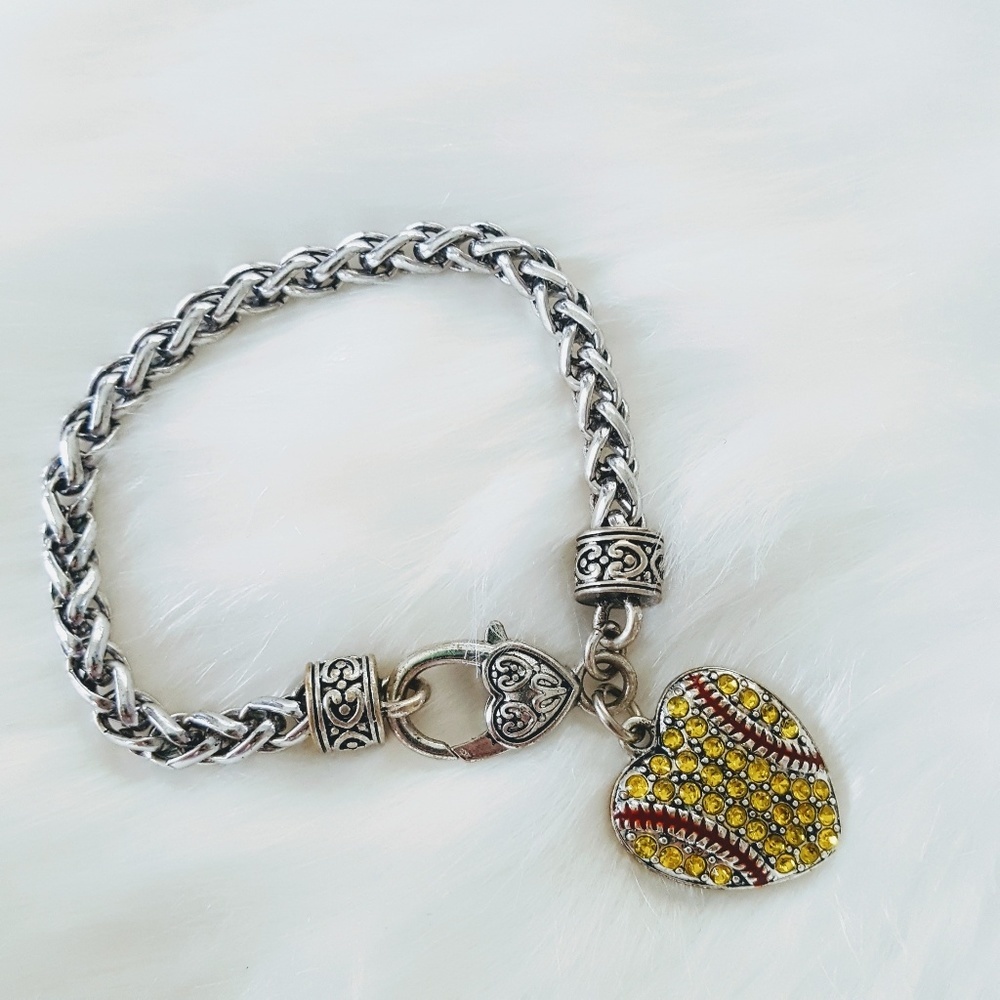 𝅺Softball Heart Bracelet
